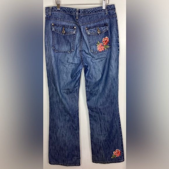 Liz Clairborne Boho Embroidered Jeans Size  12. Bootcut, good condition - Picture 11 of 11